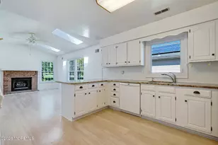 1505 Essex Ct, Toms River Township, NJ 08755 - Photo 17