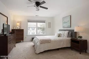 1015 Wedgewood Cir, Belford, NJ 07718 - Photo 15
