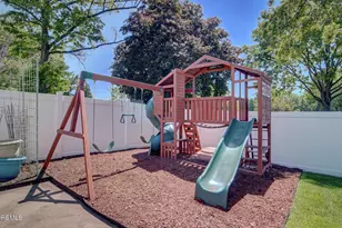 22 Columbia Rd, Sayreville, NJ 08859 - Photo 33