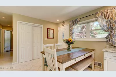 22 Columbia Road, Sayreville, NJ 08859 - Photo 11