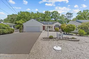 123 Mermaid Dr, Manahawkin, NJ 08050 - Photo 1