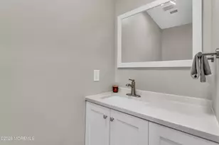 29 Copley Ct, Freehold, NJ 07728 - Photo 11