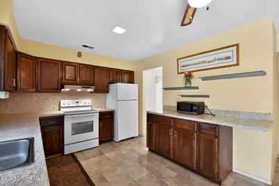 3 Scenic Lane, Matawan, NJ 07747 - Photo 11