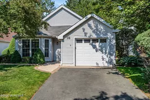 18 Jasmine Ln, Freehold, NJ 07728 - Photo 45