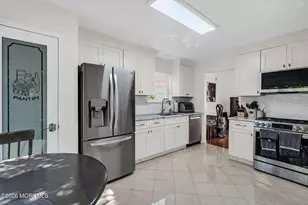 18 Jasmine Ln, Freehold, NJ 07728 - Photo 21