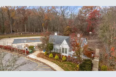 761 Banyan Court, Morganville, NJ 07751 - Photo 17