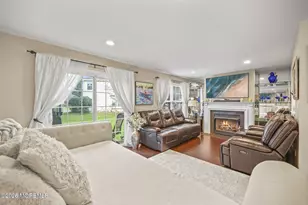 761 Banyan Ct, Morganville, NJ 07751 - Photo 7