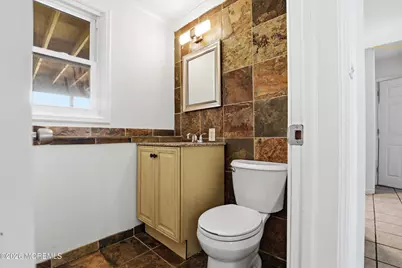 816 Berkeley Avenue, Beachwood, NJ 08722 - Photo 21