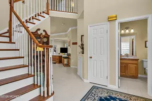 32 Heritage Dr, Shrewsbury, NJ 07702 - Photo 3