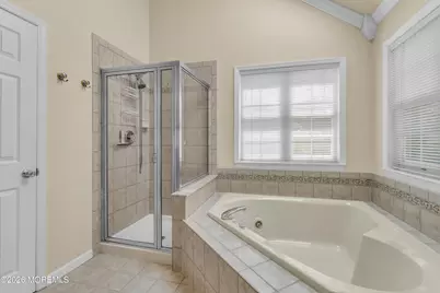 32 Heritage Drive, Shrewsbury, NJ 07702 - Photo 19