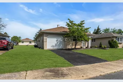 17 Margarita Street, Toms River Township, NJ 08757 - Photo 5