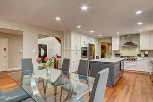 46 Thomas Dr, Manalapan Township, NJ 07726 - Photo 19