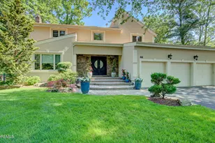 46 Thomas Dr, Manalapan Township, NJ 07726 - Photo 1