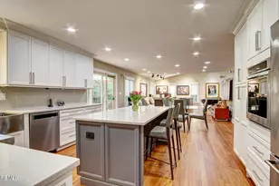 46 Thomas Dr, Manalapan Township, NJ 07726 - Photo 13