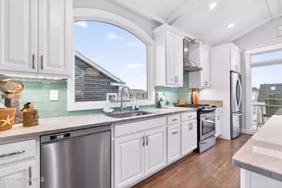 118 W Delaware Avenue, Long Beach Township, NJ 08008 - Photo 15
