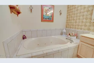 1 Kingston Court, Monroe Township, NJ 08831 - Photo 27