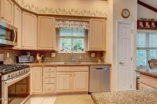 1 Kingston Ct, Monroe Township, NJ 08831 - Photo 13