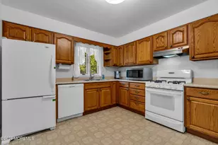 79 Dean Rd, Mendham, NJ 07945 - Photo 11