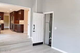 35 Liberty Dr, Dayton, NJ 08810 - Photo 13