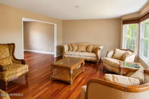 35 Liberty Dr, Dayton, NJ 08810 - Photo 5