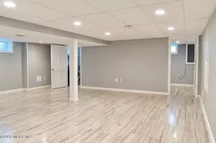 35 Liberty Dr, Dayton, NJ 08810 - Photo 27