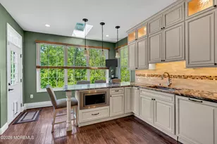 114 E Parsonage Way, Manalapan Township, NJ 07726 - Photo 25