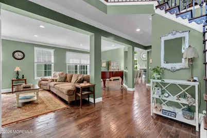 114 E Parsonage Way, Manalapan Township, NJ 07726 - Photo 3