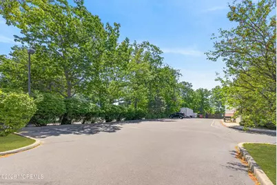 2 Meridian Road #1a, Eatontown, NJ 07724 - Photo 11