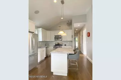 18 Meadowbrook Avenue #A, Rumson, NJ 07760 - Photo 5