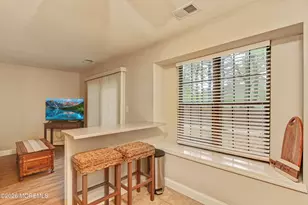 76 Bradford Ct, Aberdeen Township, NJ 07747 - Photo 7