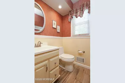 26 Ellen Court, Ocean Twp, NJ 07712 - Photo 11