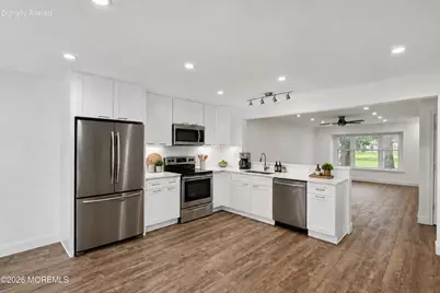 6 Plaza De Las Flores #C, Freehold, NJ 07728 - Photo 7
