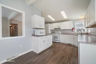 48 Fort Lee Dr, Manahawkin, NJ 08050 - Photo 13