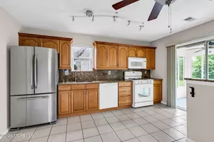 51 Linton, Freehold, NJ 07728 - Photo 17