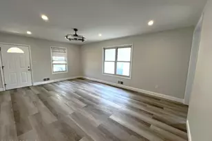 32 Washington St, Rumson, NJ 07760 - Photo 3