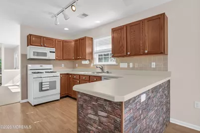 3579 Vicari Avenue, Toms River Township, NJ 08755 - Photo 11