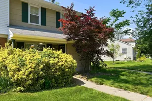 56 Kingsley Way, Freehold, NJ 07728 - Photo 3