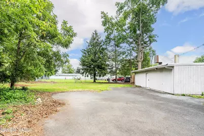 27 Boud Avenue, Farmingdale, NJ 07727 - Photo 11