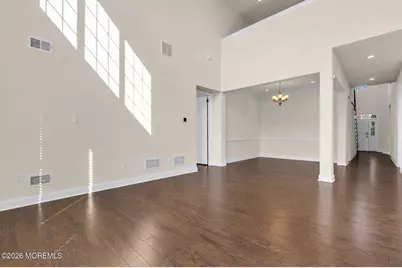 27 Flagstone Court, Freehold, NJ 07728 - Photo 7