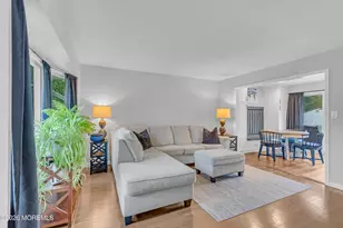 34 Millbrook Dr, Middletown, NJ 07748 - Photo 5