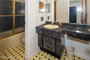 25 Mccue Rd, Morganville, NJ 07751 - Photo 33