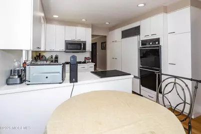 25 McCue Road, Morganville, NJ 07751 - Photo 7