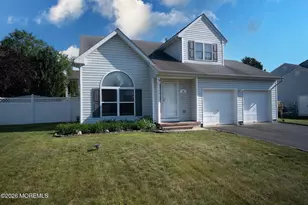 23 Grand Teton Ave, Howell Township, NJ 07731 - Photo 3
