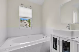 9 Beacon Ct, Holmdel, NJ 07733 - Photo 19