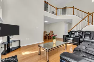 9 Beacon Ct, Holmdel, NJ 07733 - Photo 9