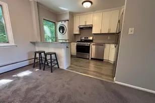 216 Manor E, Red Bank, NJ 07701 - Photo 3