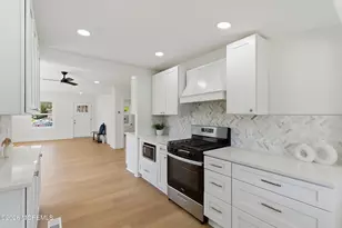 110 Taylor Ave, Neptune Township, NJ 07753 - Photo 11
