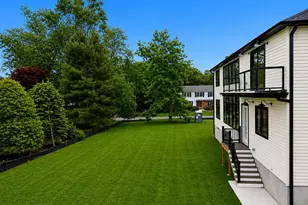 15 Hobart St, Marlboro Township, NJ 07746 - Photo 9