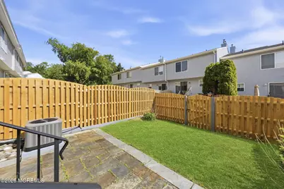 10 Peachtree Lane #303, Jamesburg, NJ 08831 - Photo 39