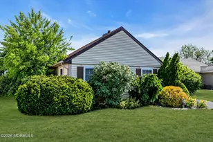 44 Buckingham Dr N, Manchester Township, NJ 08759 - Photo 3